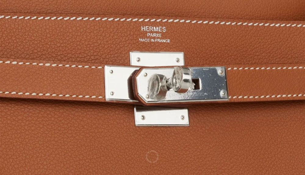 cac loai da tui xach hermes chinh hang Evercolor là da bê được ép vân mịn, bề mặt mềm nhưng vẫn đủ chắc để giữ dáng túi