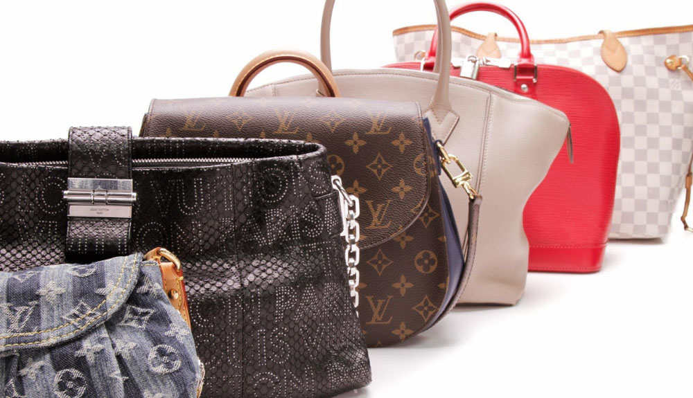 Louis Vuitton đã phát triển nhiều chất liệu vải cao cấp để mang lại trải nghiệm mới mẻ cho khách hàng