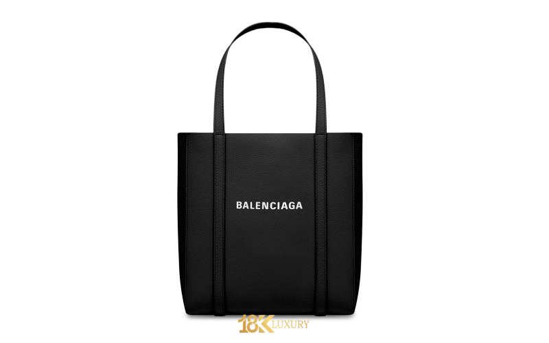 tui balenciaga (12)