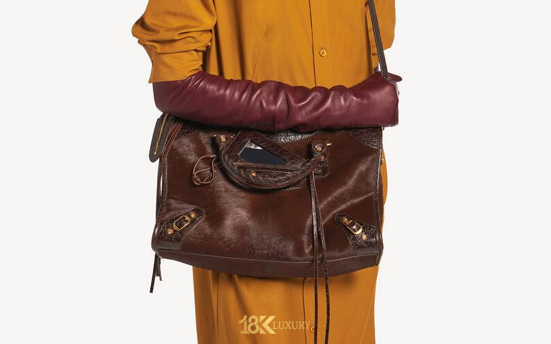 tui balenciaga (3)