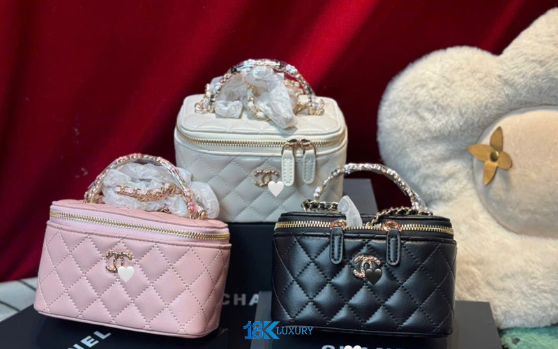 tui chanel hop vuong