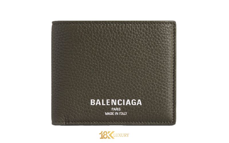 vi balenciaga (6)