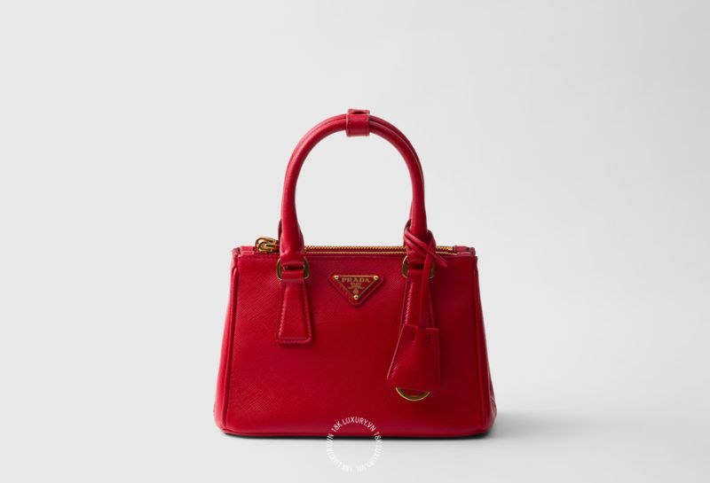 Mẫu túi Prada Galleria Saffiano Leather Bag Red