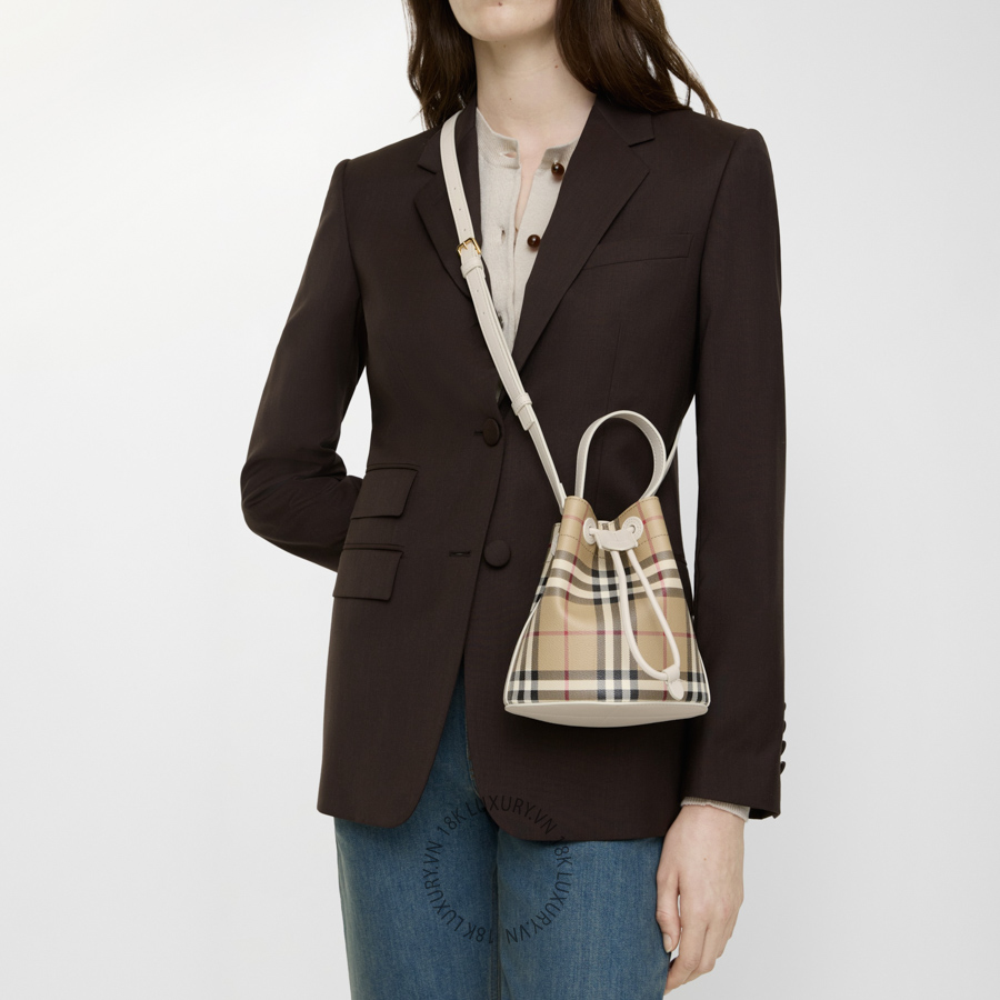 tui rut Mini Check Bucket Bag soap beige (2) tui rut Mini Check Bucket Bag soap beige (2)