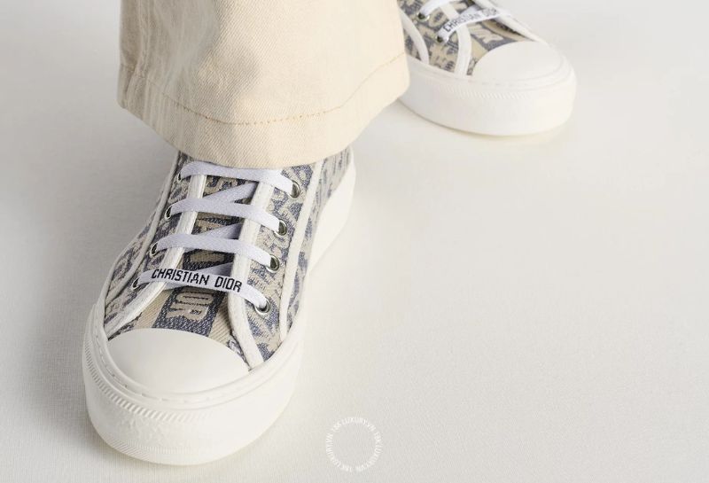 sneaker va trainer khac nhau the nao Giày Sneaker Dior