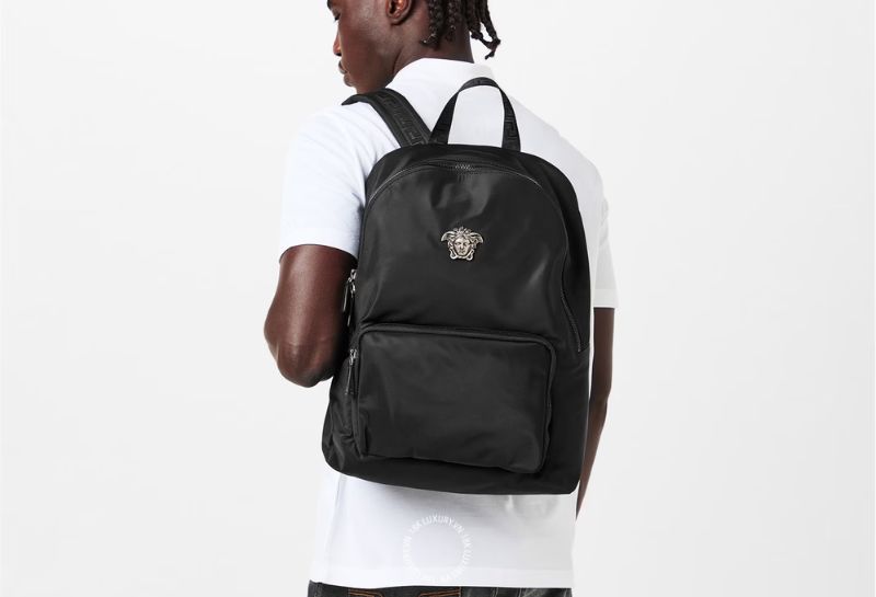 Balo Versace