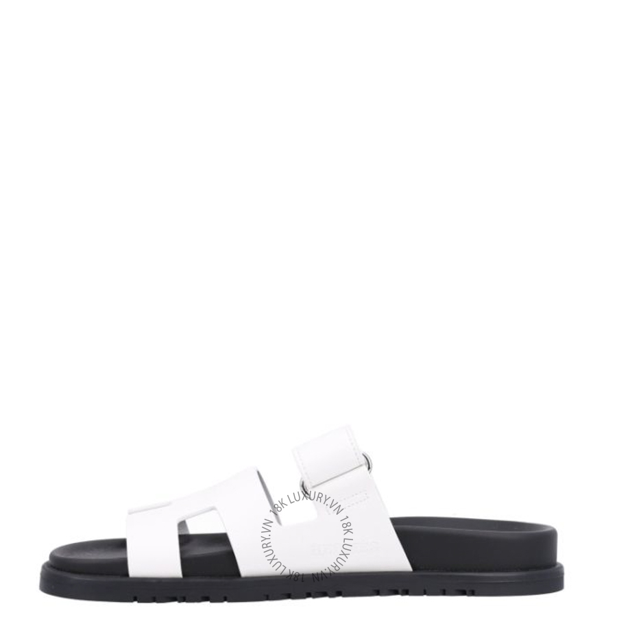 Dép quai ngang Hermes Calfskin Chypre Sandals White FGH067