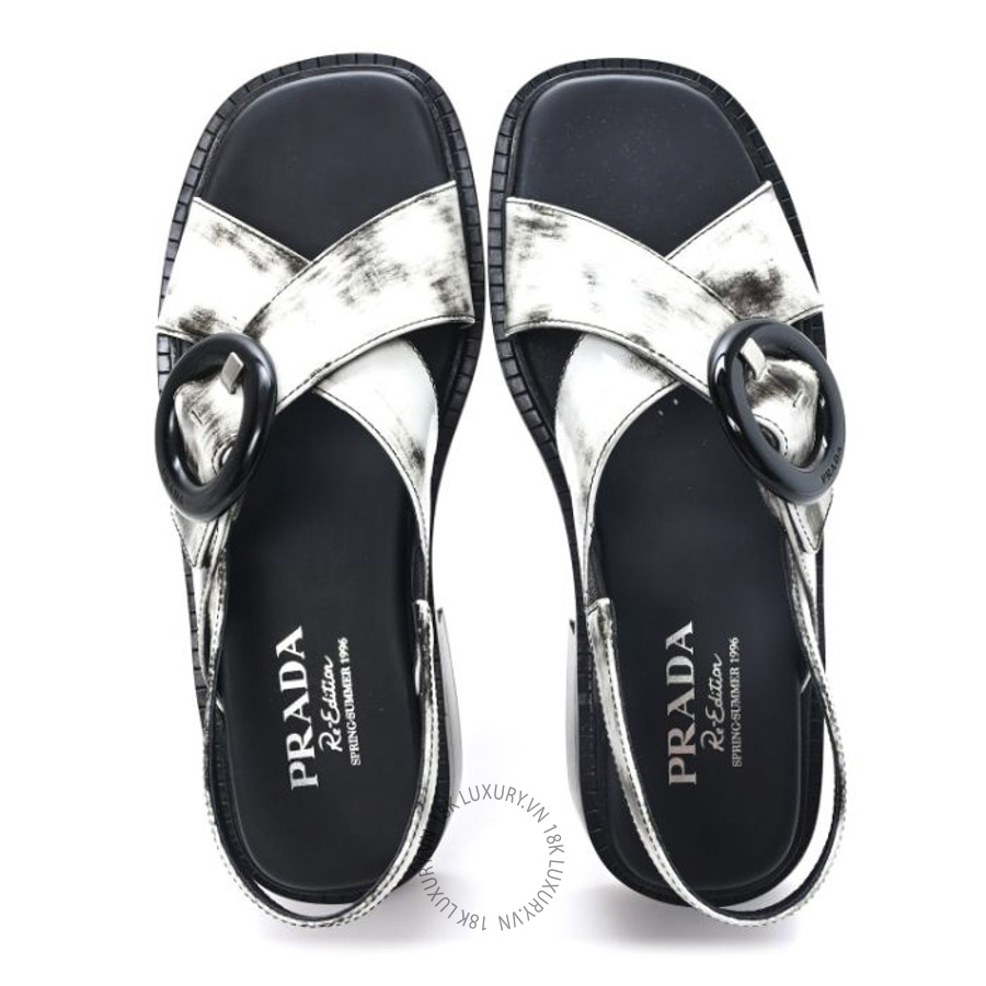 Dép Sandals Prada Spazzolato Fume Re-Edition Buckle Sandals Bianco PRG32