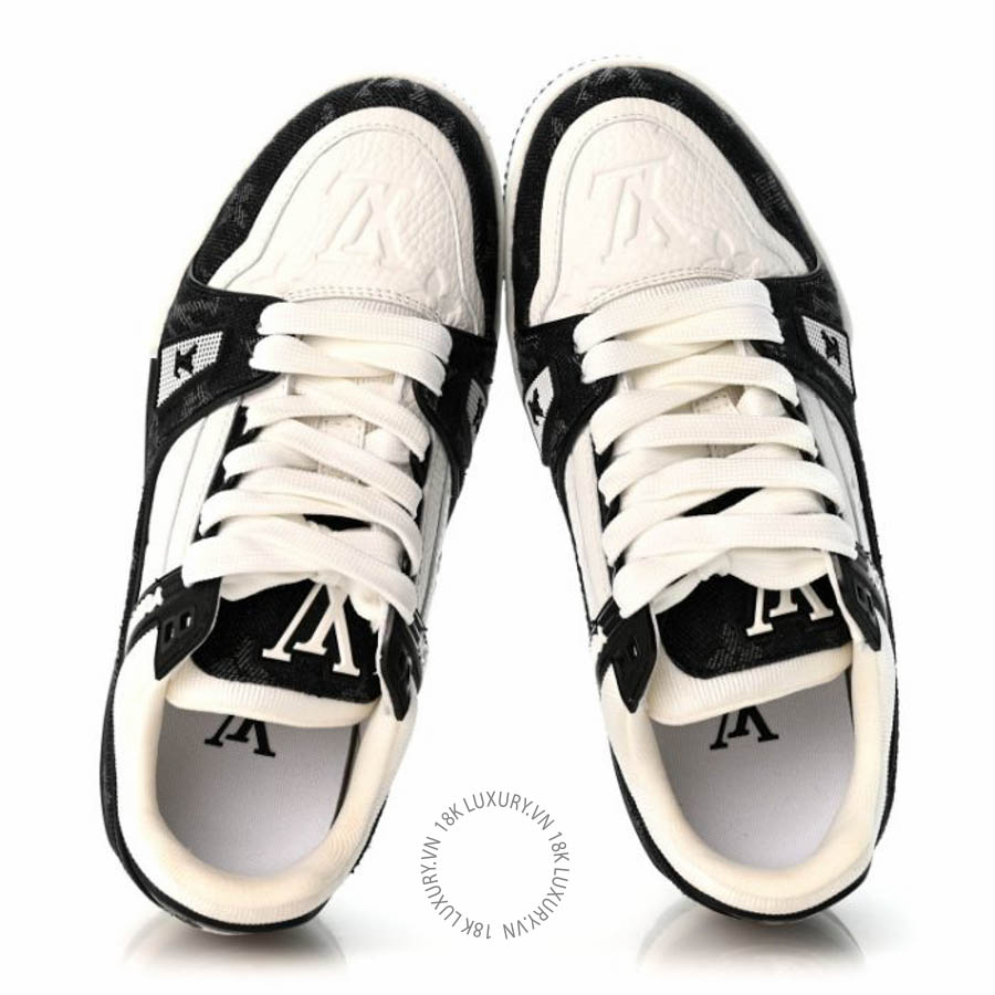 Giày thể thao Louis Vuitton Calfskin Embossed Monogram Denim Womens LV Trainer Sneakers Black FPGL135