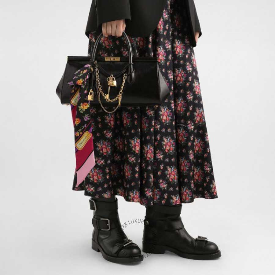 Túi đeo chéo Dolce Gabbana Marlene everyday bag with charms BB7735A00708I984