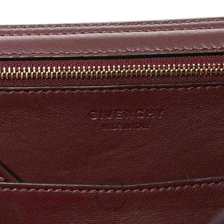 Túi xách đeo chéo Givenchy Calfskin Medium Mystic Shoulder Bag Black TGV121 16 Túi xách đeo chéo Givenchy Calfskin Medium Mystic Shoulder Bag Black TGV121