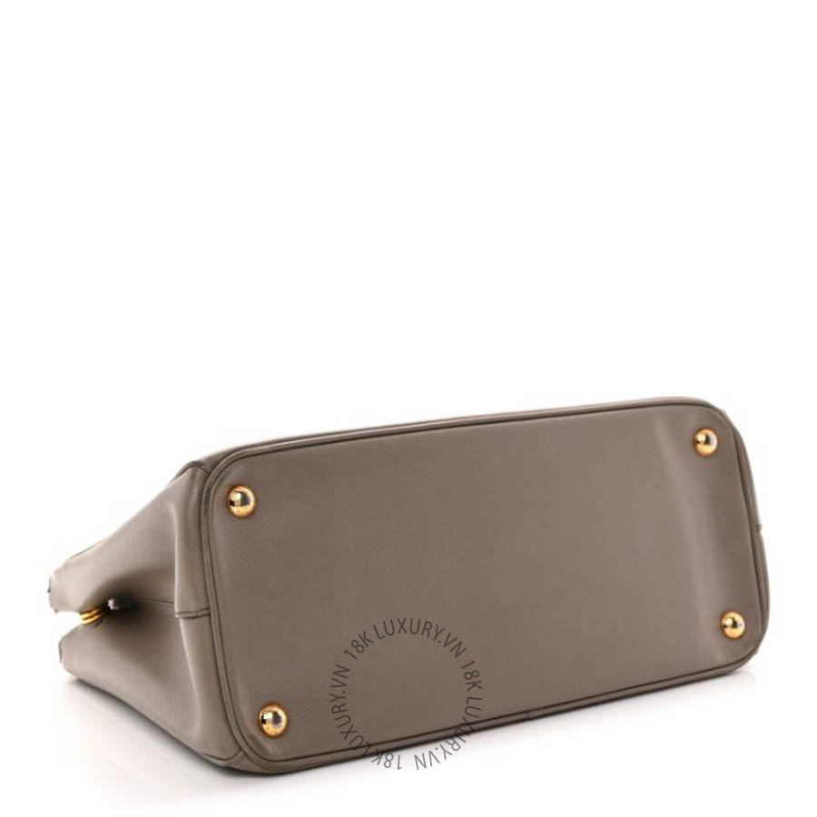 Túi xách đeo chéo Prada Saffiano Small Galleria Double Zip Tote Argilla FPTP363 8 Túi xách đeo chéo Prada Saffiano Small Galleria Double Zip Tote Argilla FPTP363