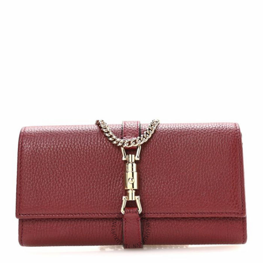 Túi đeo chéo Gucci Pebbled Calfskin Jackie 1961 Chain Wallet Burgundy NFPG497