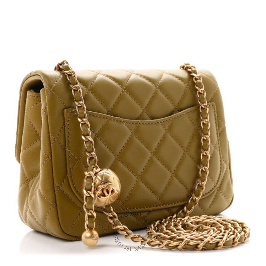 Túi đeo chéo mini Chanel Lambskin Quilted Mini Pearl Crush Flap Green FPTC605