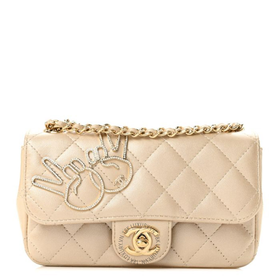Túi đeo chéo mini Chanel Metallic Lambskin Quilted Extra Mini V For Victory Flap Light Gold FPTC318