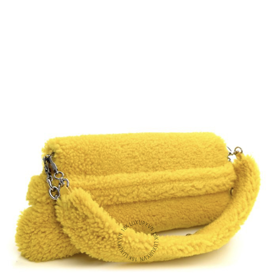 Túi Kẹp Nách Gucci Merino Wool Medium Maxi Horsebit Chain Shoulder Bag Yellow GDCB519