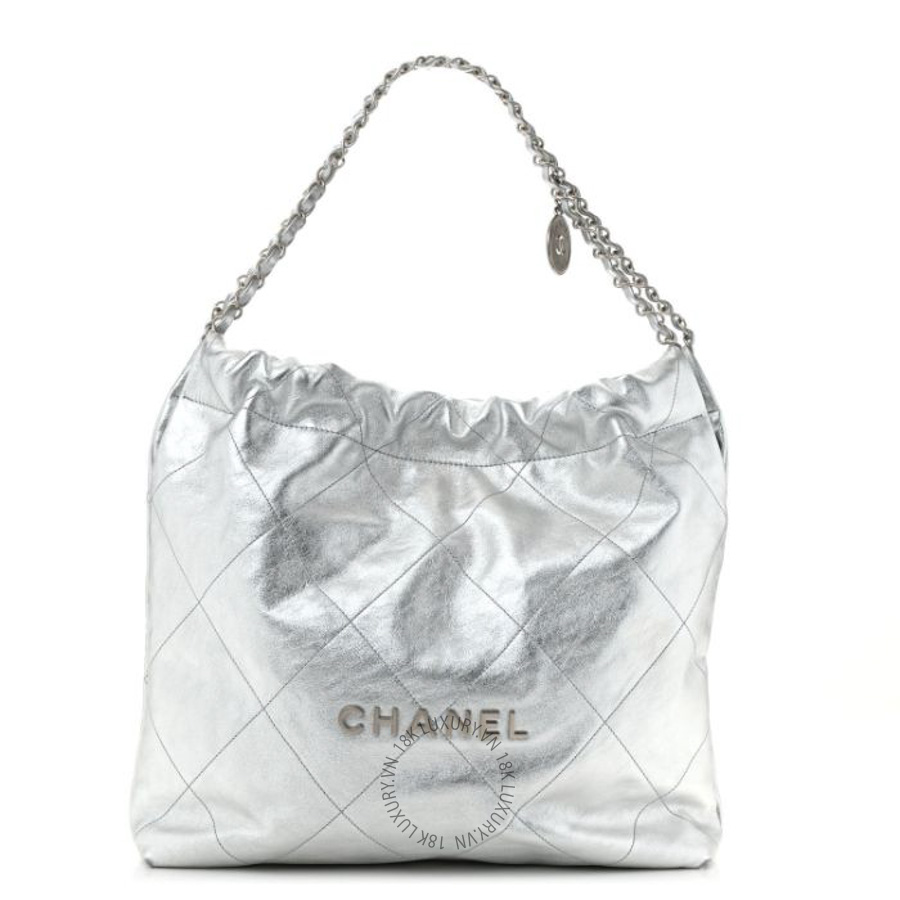 Túi Xách Chanel Metallic Calfskin Quilted Chanel 22 Silver CVB124