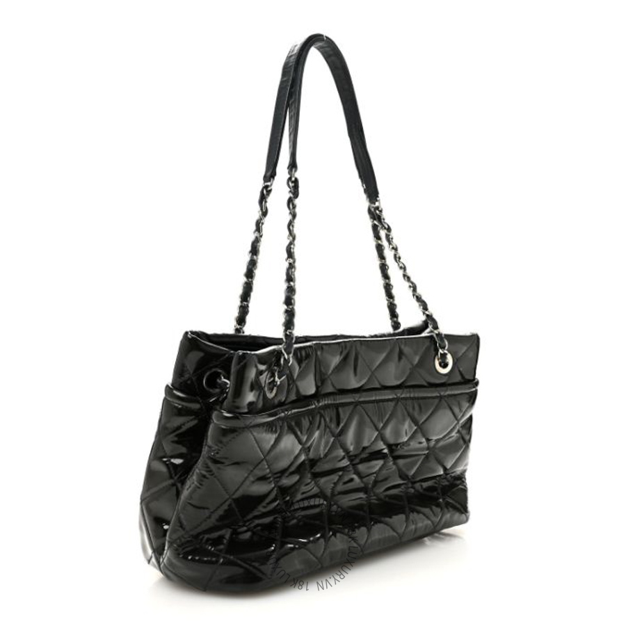 Túi Xách Chanel Patent Quilted Timeless CC Soft Tote Black CVB1107