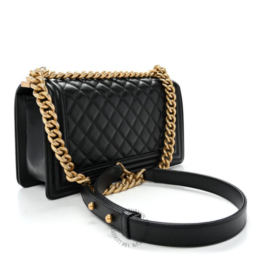 Túi Xách Đeo Chéo Chanel Caviar Quilted Medium Boy Flap Black CVB015