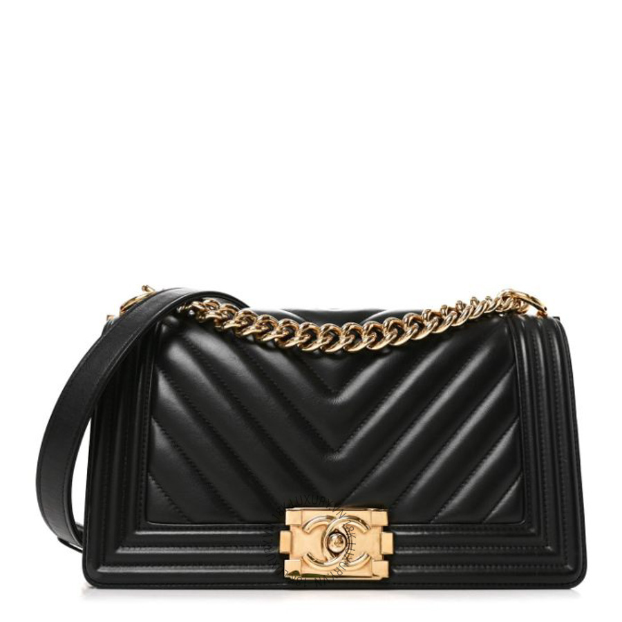 Túi Xách Đeo Chéo Chanel Lambskin Chevron Quilted Medium Boy Flap Black CVB016