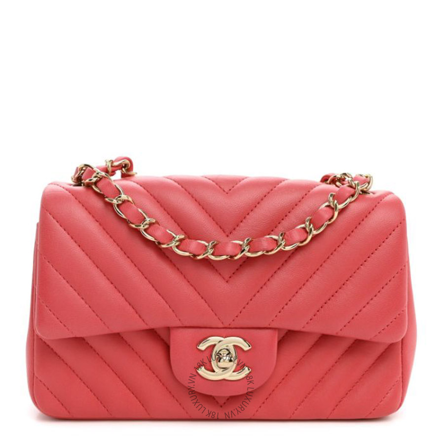 Túi xách đeo chéo Chanel Lambskin Chevron Quilted Mini Rectangular Flap Pink FPTC904