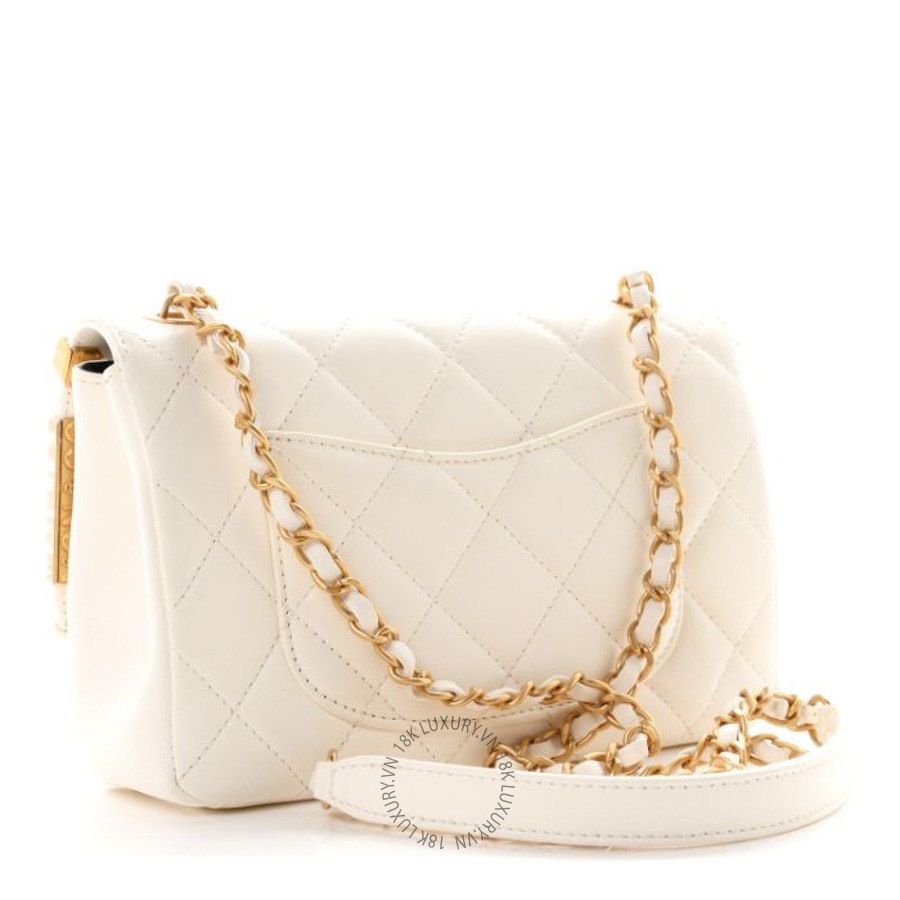 Túi xách đeo chéo Chanel Lambskin Enamel Strass Quilted Mini Paris Monaco Flap White FPTC849