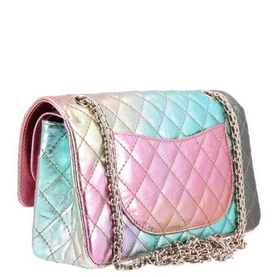 Túi Xách Đeo Chéo Chanel Metallic Goatskin Quilted 2.55 Reissue 225 Flap Multicolor CVB018