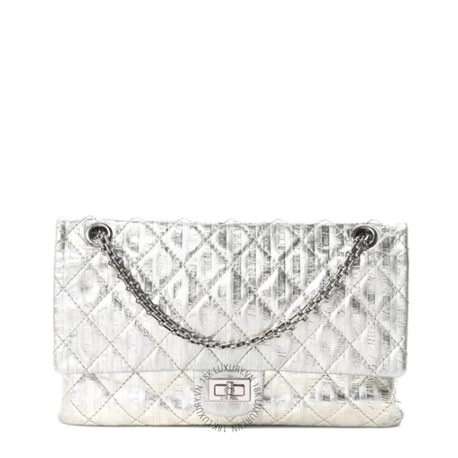 Túi Xách Đeo Chéo Chanel Metallic Striped Calfskin 2.55 Reissue 226 Flap Silver Silver CVB799