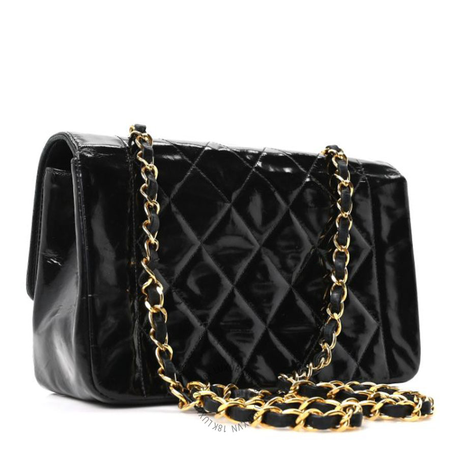 Túi Xách Đeo Chéo Chanel Patent Quilted Small Single Flap Black CVB053