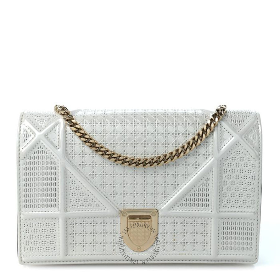 Túi xách đeo chéo Christian Dior Patent Micro-Cannage Diorama Wallet on Chain Pouch White FPTD083