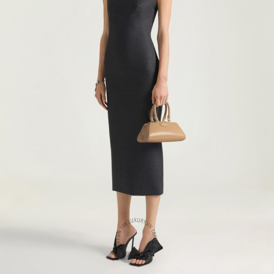 Túi Xách Đeo Chéo Givenchy Antigona East-West bag in Box leather BB5146B2EN-285 GHJ051