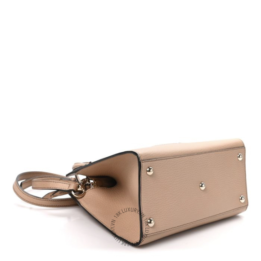 Túi Xách Đeo Chéo Gucci Dollar Calfskin Medium Soho Top Handle Satchel Camelia GDCB282 16 Túi Xách Đeo Chéo Gucci Dollar Calfskin Medium Soho Top Handle Satchel Camelia GDCB282