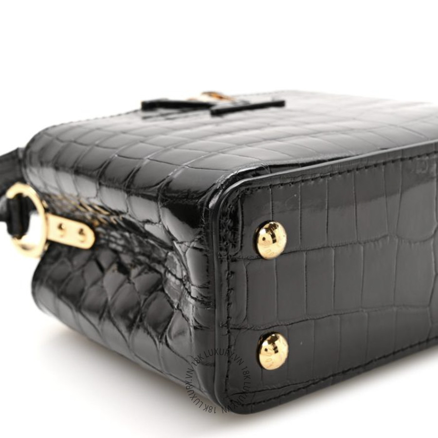 Túi Xách Đeo Chéo Louis Vuitton Crocodile Mini Capucines Black MNGR378 24 Túi Xách Đeo Chéo Louis Vuitton Crocodile Mini Capucines Black MNGR378