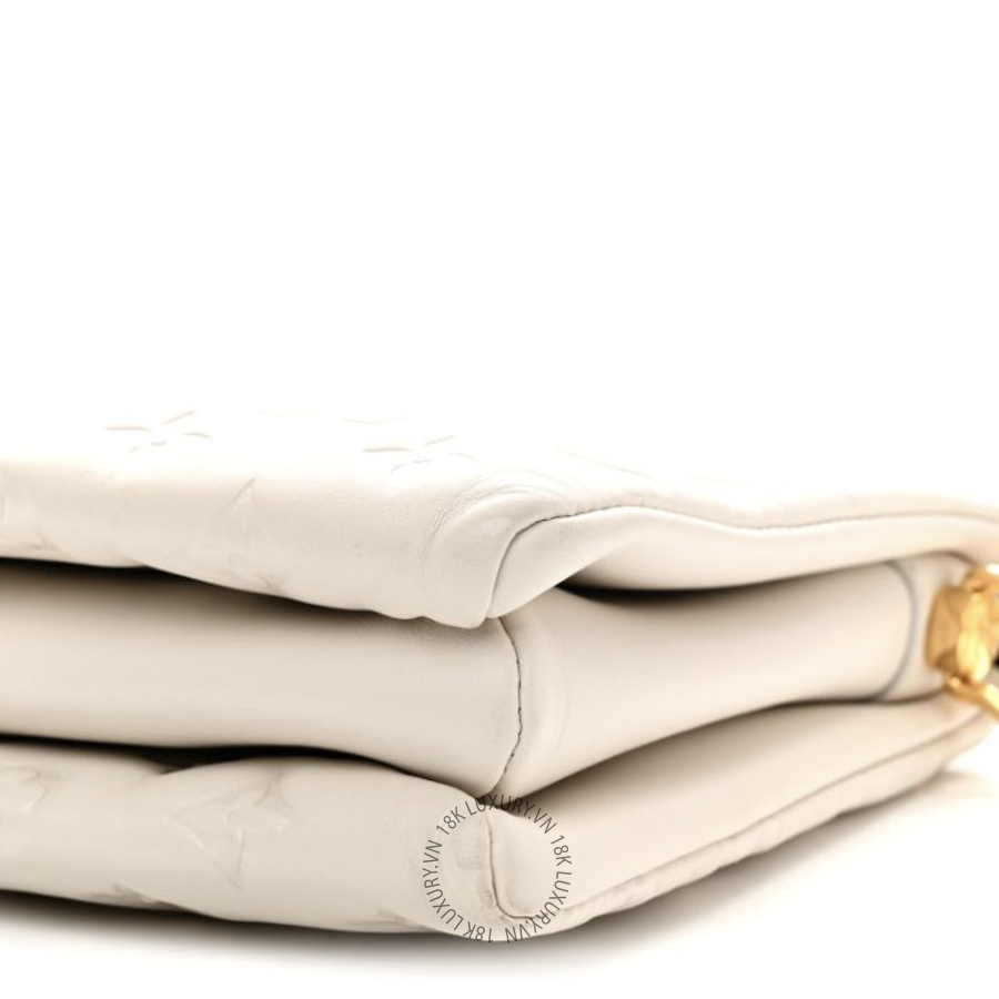 Túi Xách Đeo Chéo Louis Vuitton Lambskin Embossed Monogram Coussin PM Beige Cream NSBD175 20 Túi Xách Đeo Chéo Louis Vuitton Lambskin Embossed Monogram Coussin PM Beige Cream NSBD175