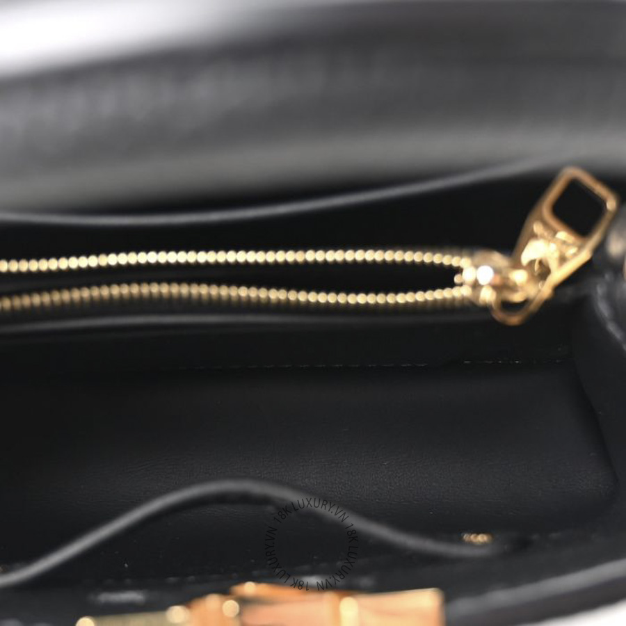Túi Xách Đeo Chéo Louis Vuitton Taurillon Mini Capucines Black MNGR358 19 Túi Xách Đeo Chéo Louis Vuitton Taurillon Mini Capucines Black MNGR358