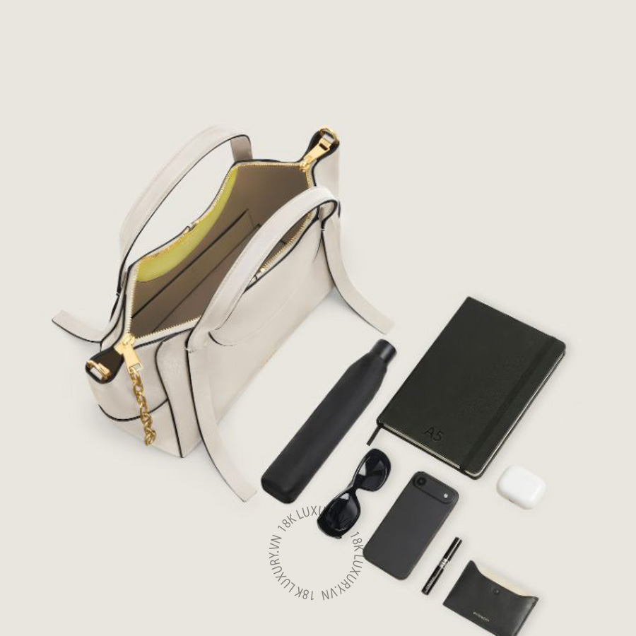 Túi Xách Givenchy Medium The Snatch bag in grained leather BB516SB2DK-156 GHJ138 23 Túi Xách Givenchy Medium The Snatch bag in grained leather BB516SB2DK-156 GHJ138