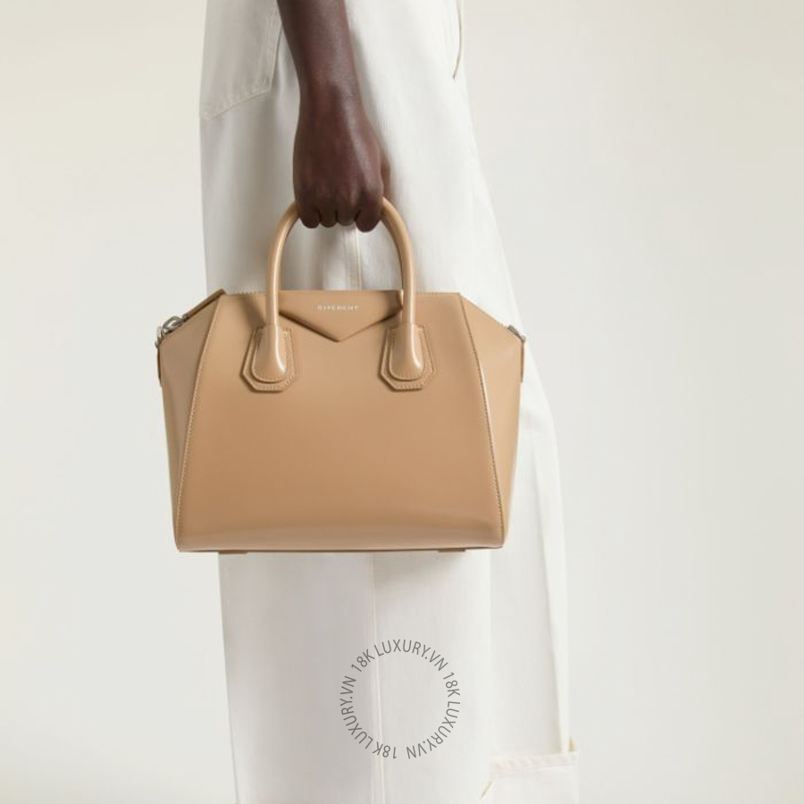 Túi Xách Givenchy Small Antigona bag in Box leather BB5149B00D-285 GHJ108