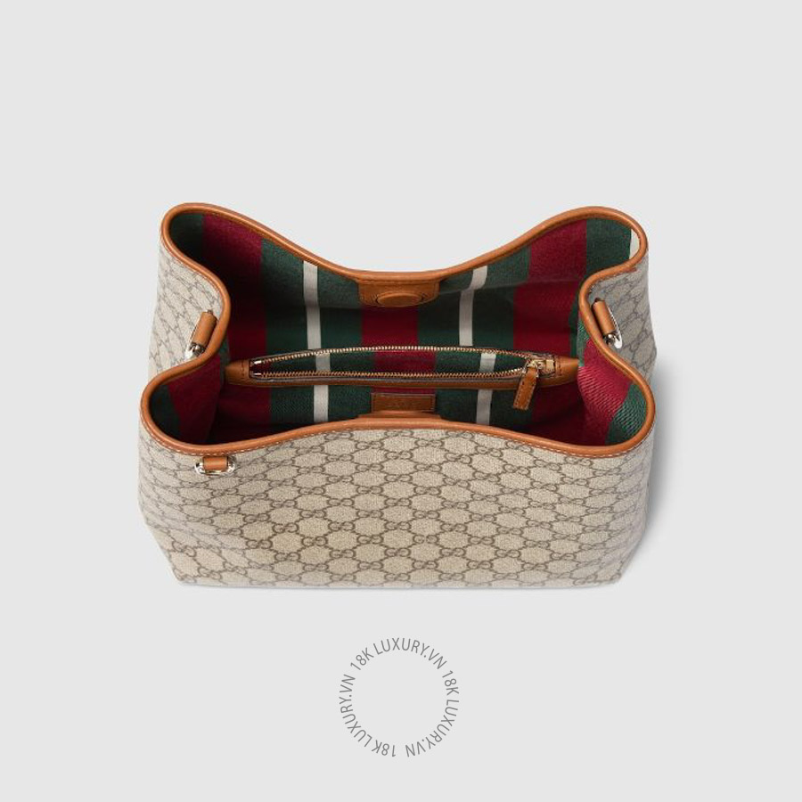 Túi Xách Gucci GG Emblem medium bucket bag 815103 FAD6L 9758 GFD239 20 Túi Xách Gucci GG Emblem medium bucket bag 815103 FAD6L 9758 GFD239