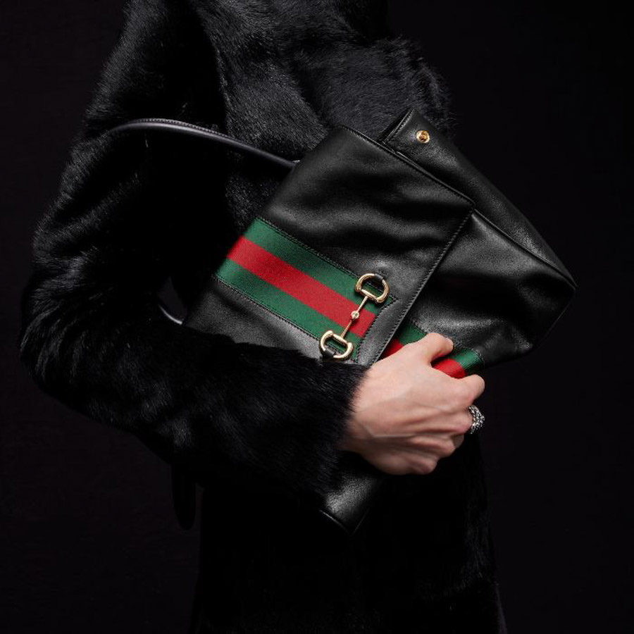 Túi Xách Gucci Paparazzo medium top handle bag 875018 AAGIQ 1053 GFD011