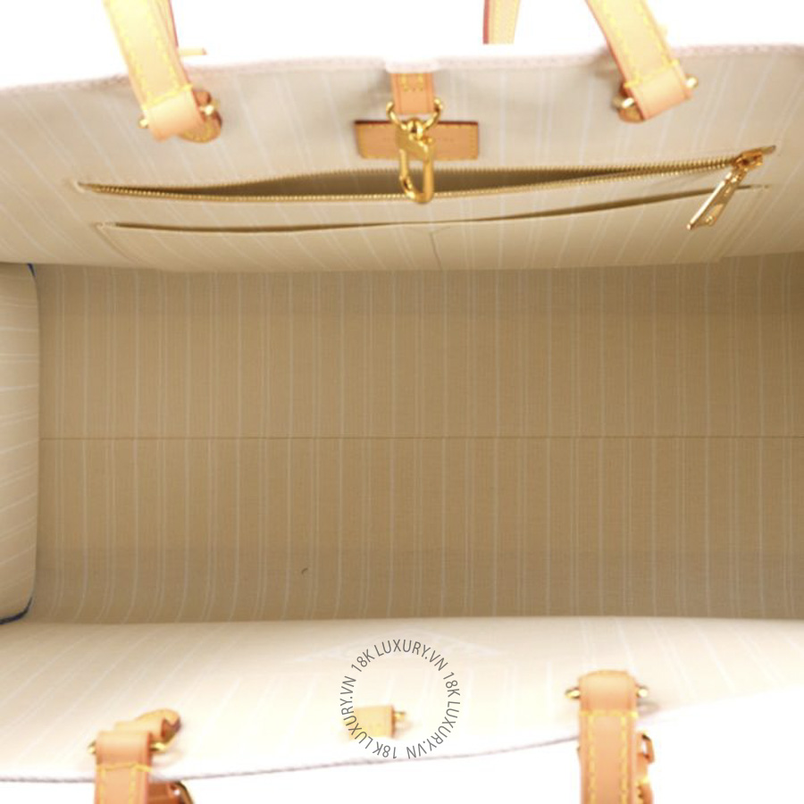 Túi Xách Louis Vuitton Monogram Giant By The Pool Onthego GM Blue MNGR095 17 Túi Xách Louis Vuitton Monogram Giant By The Pool Onthego GM Blue MNGR095