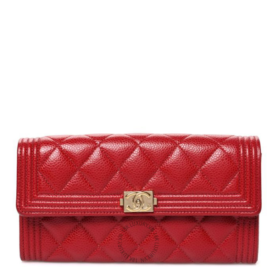 Ví dài Chanel Caviar Quilted Large Boy Gusset Flap Wallet Red CNV221