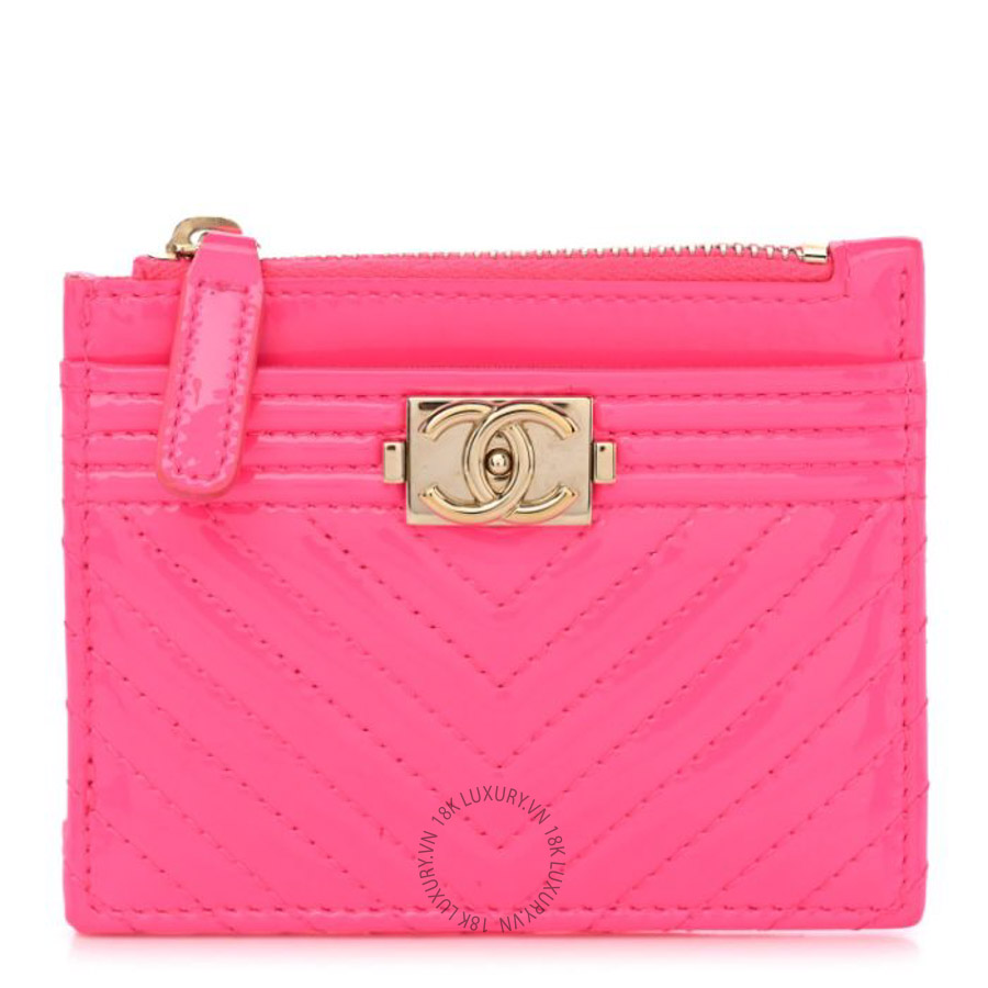 Ví ngắn Chanel Patent Chevron Quilted Boy Zip Card Holder Neon Pink CNV007
