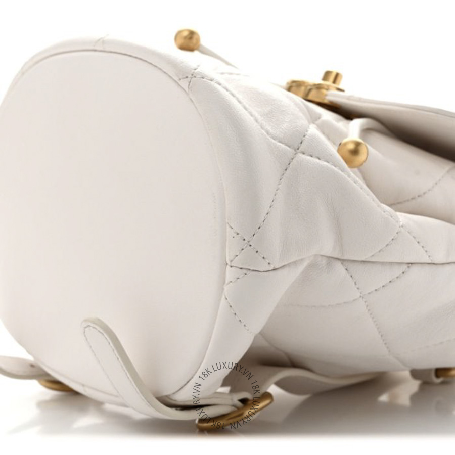 Balo Chanel Lambskin Quilted White CDBC982 20 Balo Chanel Lambskin Quilted White CDBC982
