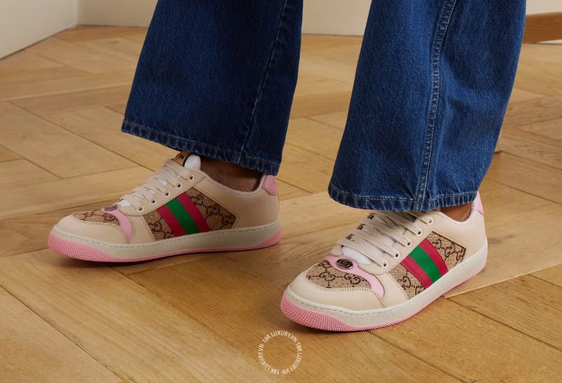 Bảng size giày Gucci nam chuẩn và cách chọn size vừa chân nhất