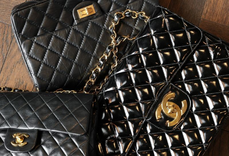 Nhiều sản phẩm cùng kiểu dáng có thể dùng chung một phần mã Style Code/Reference Code Chanel