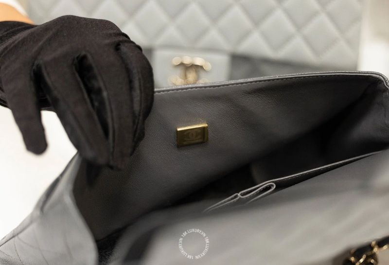 Người dùng có thể tra cứu một số loại mã Chanel trực tuyến thông qua các trang chuyên về thông tin sản phẩm