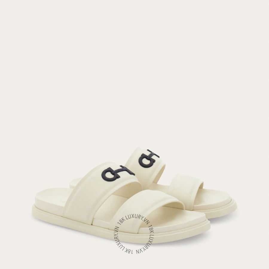 Dép quai ngang Salvatore Ferragamo Gancini ornament slide 02A793792744 SPP097