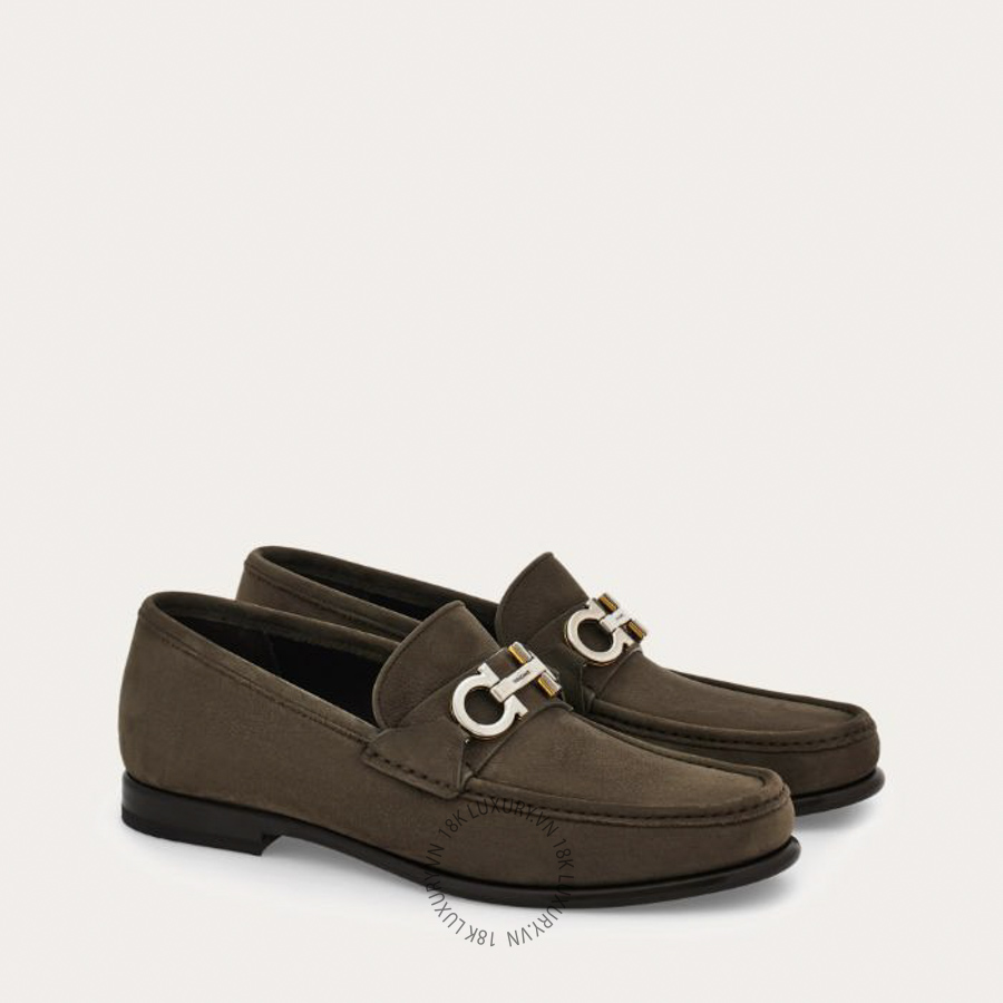 Giày lười nam Salvatore Ferragamo Gancini ornament moccasin 02A015794897 SPP133