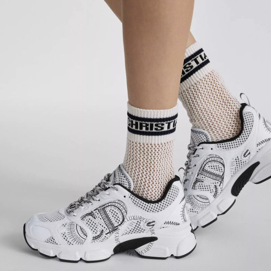 Giày Sneaker Dior Chrono Mesh with White and Black Leather-Effect Panels KCK414TRM_S19W WWHG054