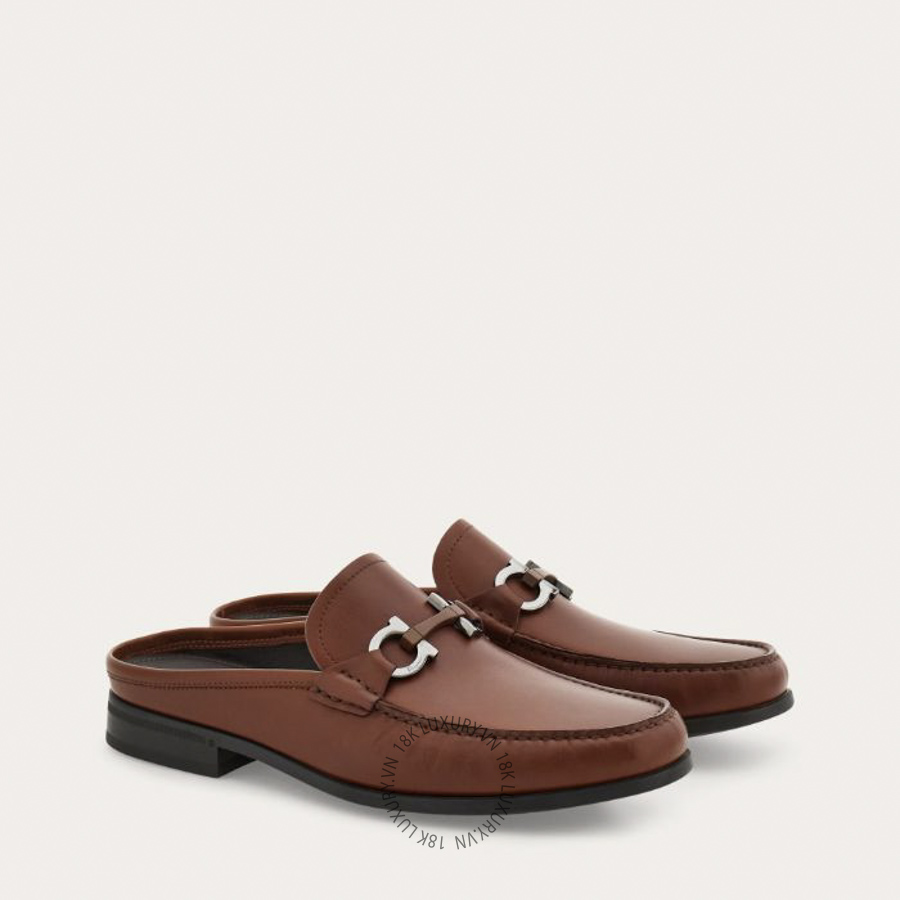Giày sục Salvatore Ferragamo Gancini ornament mule 02A785793445 SPP103